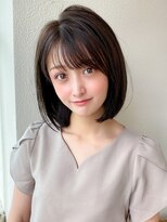 20代30代40代大人かわいい 小顔 前下がりボブ  ひし形シルエット