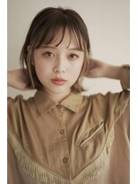 ムク 甲府(muku.)&nbsp;ミディアムヘア/斜めバング/グレージュカラー/甲府駅