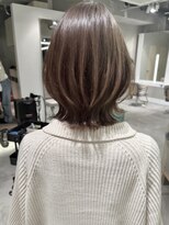ナナローネス(nana loness)&nbsp;レイヤーカット くびれボブ ミディアムヘアー レイヤーボブ