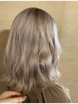 ヘアアンドスパ リコ(Hair&Spa Rico By LikkleMore) ハイトーン、ブロンド