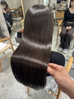 ニト(nito)の写真/髪に優しいピュアオイル＆話題の『OLAPLEX』配合♪ダメージを抑え、美しいシルエットの艶髪に☆