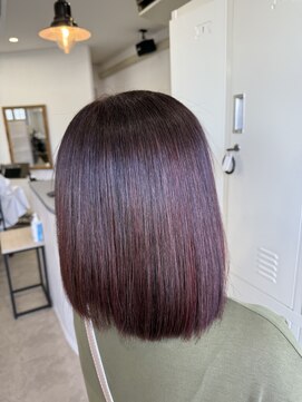 ラヴィリス バイ レム(Raviliss by rem) ピンクレッドカラー