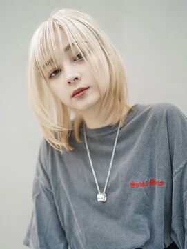 ギークス(GEEKS) 【GEEKS渋谷】ブロンドベージュ/冬カラー/ハッシュカット/ウルフ