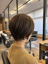 イロ バイ マグ(IRO by Mag) 大人可愛い/ショートボブ/髪質改善/艶髪/似合わせ/小顔ヘア