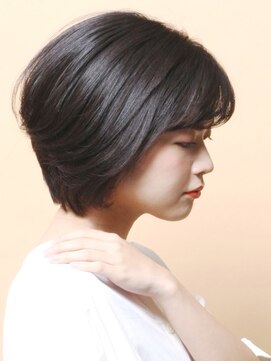 アンダートゥリー(_TREE) 大人レイヤーボブ[サスティナブル×ヌケ感] 担当遠藤【表参道】