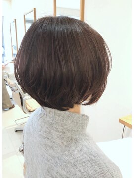 ギグル(giggle) 丸みショート