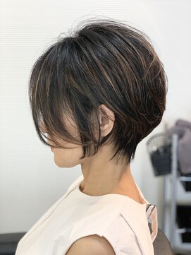 ブレス ヘアデザイン(BLESS hair design) ハイライトショート【静岡、大人可愛い、大人ショートカット】