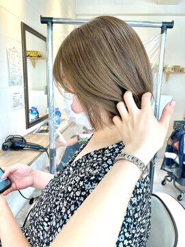 リーフ 王寺店(LEAF≠) 大人可愛い20代30代40代/ハイライトボブ/オリーブカラー