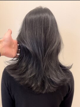 シュヴー 浦安店(CHEVEUX) ［千葉／浦安／三谷］韓国風レイヤーカット