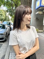 ◆ミディアムレイヤー/レイヤーカット/銀座/顔周り/グレージュ