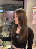 人気のオリーブグレージュ