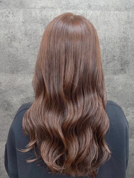 イシン(ISIN) 黒髪/縮毛矯正/髪質改善/インナーカラー[保土ヶ谷]