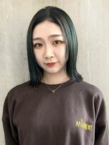 リタ(Lita)&nbsp;切りっぱなしボブ/ディープグリーン／ルーツカラー