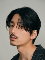 レタッチバイフィフス(RETOUCH by fifth)&nbsp;原宿フェザーパーマセンターパートフェザーショート30代色気ヘア