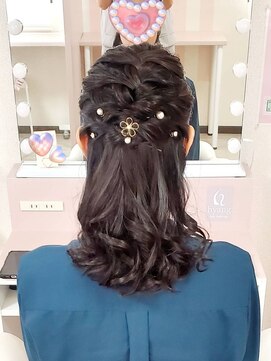 ヒャン(hyang) 編み込みハーフアップ