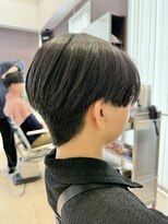 ワイボンドヘアー(Y bond hair)&nbsp;メンズカット　センターパート
