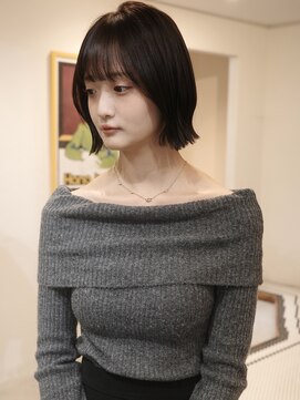 ウィム(wim) "レイヤーボブ"/くびれボブ/レイヤー/顔周り/切りっぱなしボブ