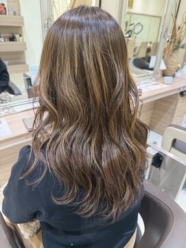 アッシュ 戸田公園店(Ash) 白髪ぼかしナチュラルハイライト