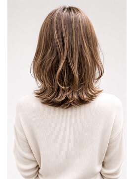 テト(teto) 30代40代 大人くびれレイヤーミディアム