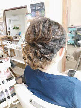 ロカット サロン(Roquat Salon) waveシニヨンロングアレンジ【ヘアアレンジ　立川/立川南/袴】