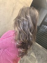 キー(kｅｙ)&nbsp;グレージュ