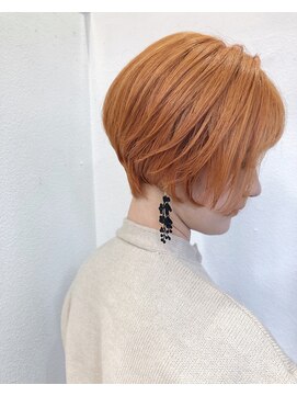 ジゼル(GiseL) 【GiseL】スウィングショート×オレンジ/ダブルカラー/ブリーチ