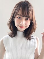 キリ 表参道(kyli)&nbsp;ボブルフ大人かわいいピンクベージュ薄めバングくびれモテ髪