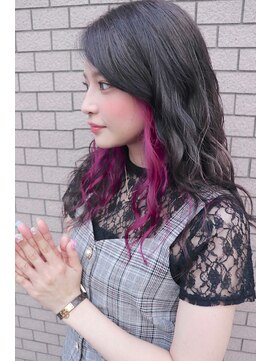 リア(Lia by KENJE) Lia＆汐見悠佑　大人かわいいイヤリングカラー