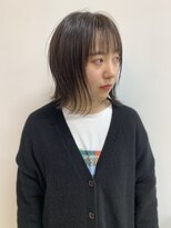 フィル(fil)&nbsp;抜け感ボブ／シアーベージュ