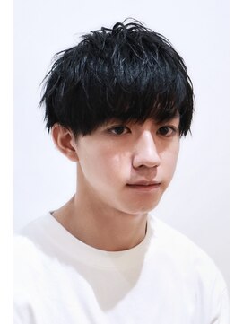 ルッツ(Lutz. hair design) 黒髪ソフトツーブロックマッシュ