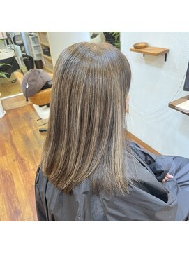 アニマ(ANIMA) 「脱暗い白髪染め」グレージュハイライトカラー