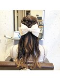 編み込みハーフアップヘアアレンジ