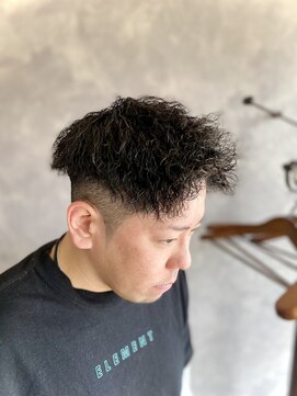 ヘアー クリエイト 縁(Hair Create en) アップバングツイスト