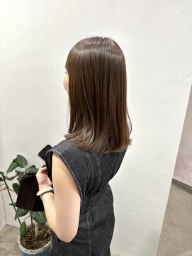 ノーマン(norman) 大人ミディアム×透明感カラー