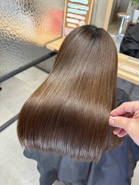 リタ 枚方(Rita) 20代30代40代大人可愛いモカブラウンナチュラルロブヘアー美肌