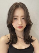 ノイ(noi)&nbsp;顔周りレイヤーカットグレージュカラーくびれボブベージュカラー