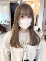 テトラ バイ ネオリーブ 横浜西口店(tetra by neolive)&nbsp;ミルクティーベージュ　ブリーチ　レイヤー　顔周りカット