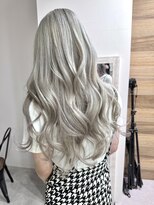 ジゼル(gisele)&nbsp;ホワイトグレー