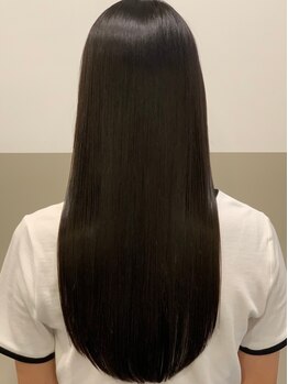 ビビデココ(ViVi de CoCo)の写真/ブリーチ毛やハイダメージもOK！【弱酸性】縮毛矯正・ストレートで、今までにない質感とナチュラルな艶髪へ