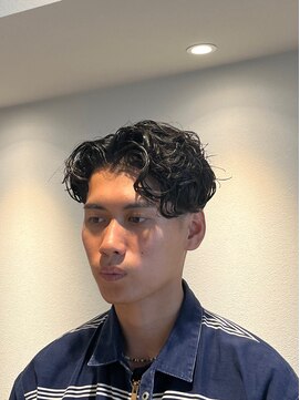 グルーマーズトウキョウ 渋谷店(GROOMER/S TOKYO) ラルフカール　スペインカール　フェード　メンズパーマ