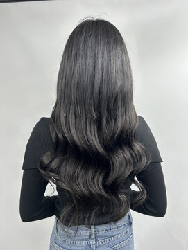 ベルグローアルファ(BELLE GROW ALPHA) 暗髪艶カラーエクステ