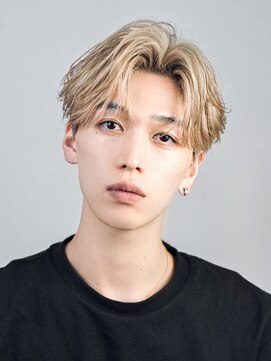 オーシャントーキョーオーバー 渋谷(OCEAN TOKYO OVER) センターパートニュアンスパーマフェザーパーマシャドウパーマ