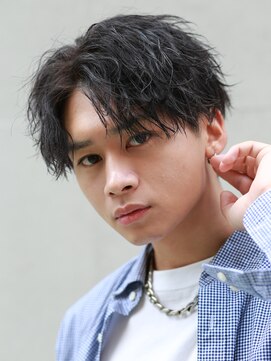 リップス 横浜(LIPPS) ツイストセンターパート