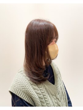 ヘアリラクゼーション クインズベリー(Hair Relaxation Queen's Berry) ミディアムレイヤーカットふんわりエアリーレイヤー1.08