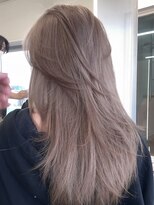 ユー(juu.)&nbsp;【juu./星ヶ丘】ケアブリーチ/ダブルカラー/グレージュ/レイヤー