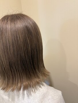 イノセント 今治(INNOCENT) ミルクティーグレージュ