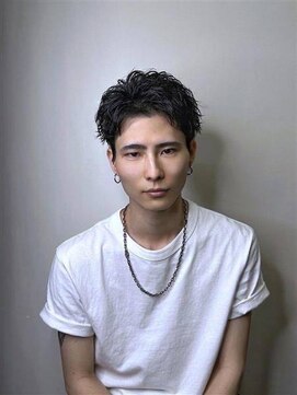 Men's hair salon First 心斎橋店【4月上旬オープン(予定)】 トリート×リバースアップ