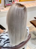 ディバイス カラーアンドエクステ(Device)&nbsp;【Device】外国人風透明感イルミナグレージュ