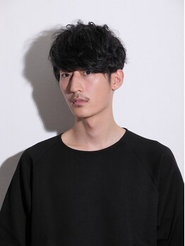 ヘアーズベリー 六地蔵店 (hairs BERRY)の写真/【駅近/月曜営業】通いやすさ◎[カット¥2530]高い技術をもったstylistにお任せ