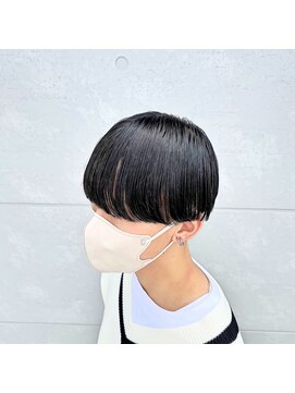 ヘアステージアミカル シースルーマッシュ